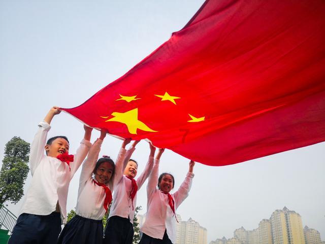 开启“两会时间” 踏响奋进节拍